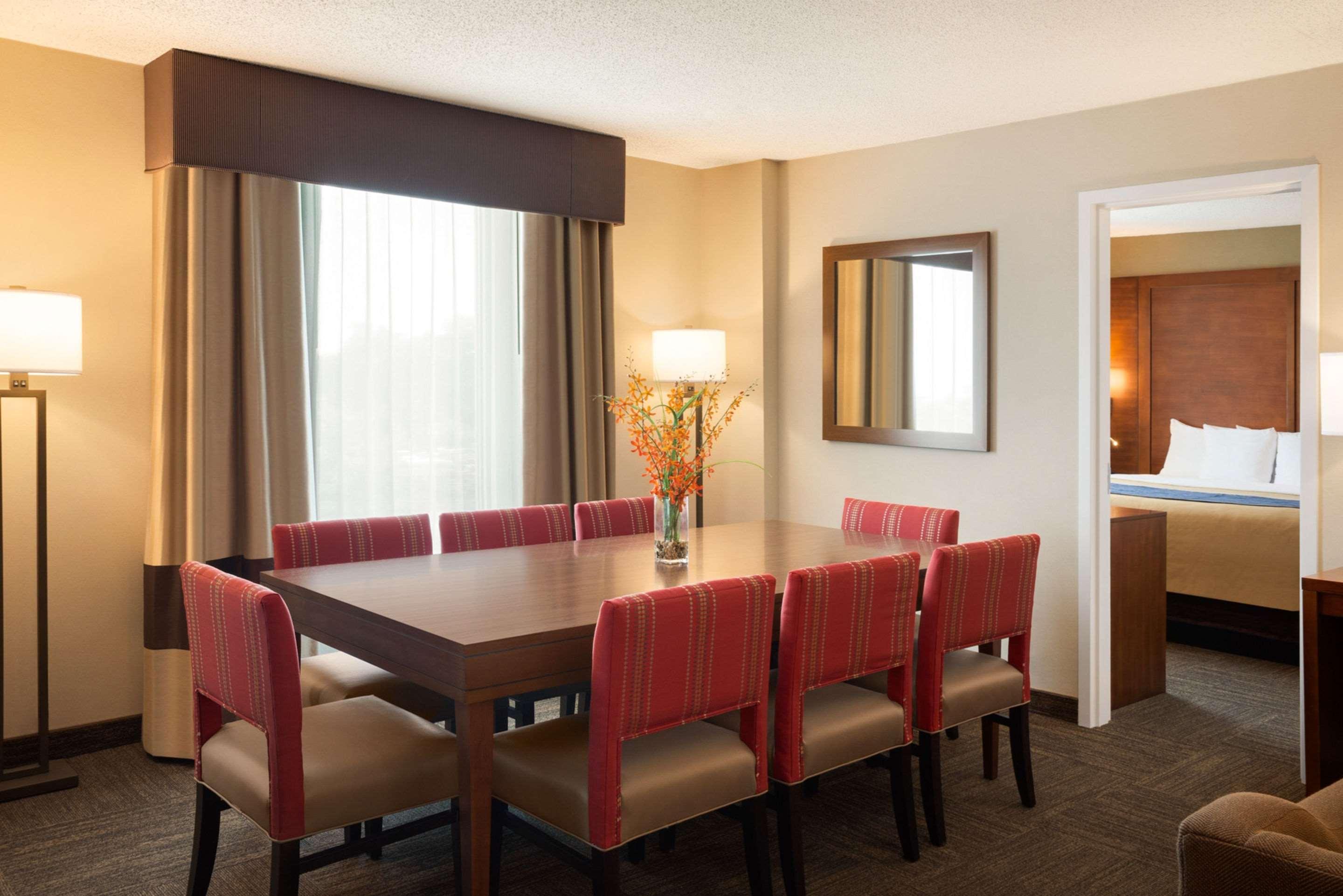 Hotel Comfort & Presidential Little Rock